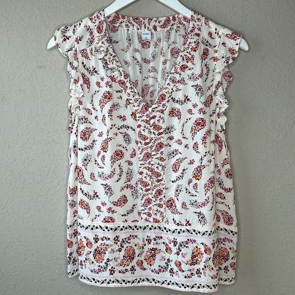 Old Navy Floral Flutter Sleeve Blouse Size Medium - Picture 2 of 9